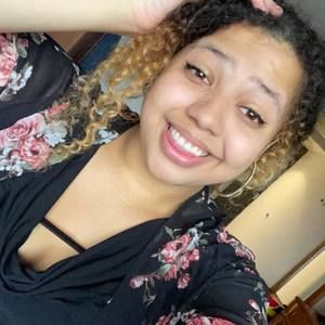 Meet your Posher, Keona